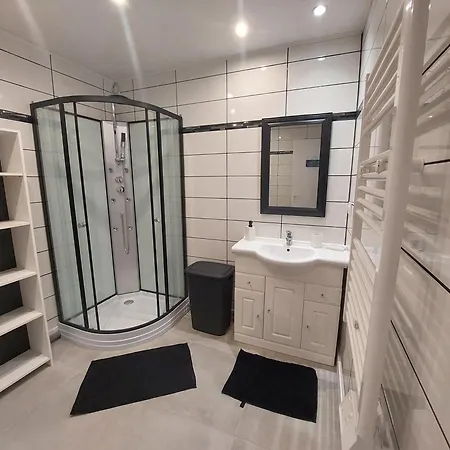 Apartment 5places Le Pre Sale Avec Jardin Proche Mont Saint Michel *